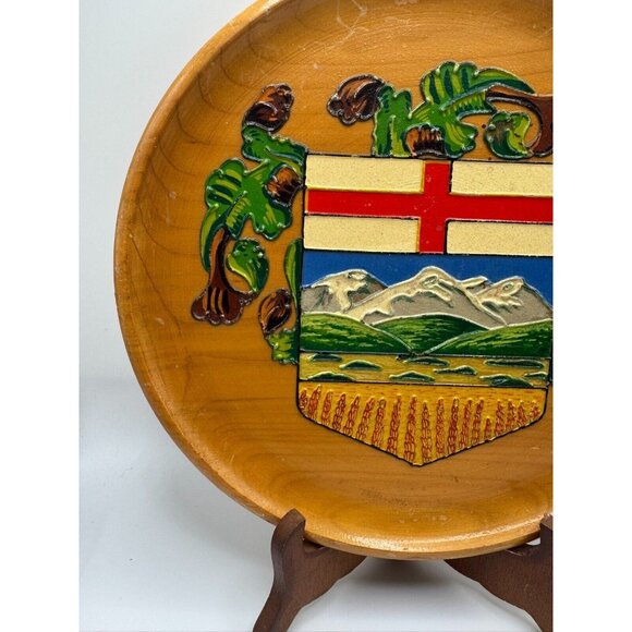 Wooden Alberta Crest Plaque 3D Relief Pintado A. Mano Industries 9" Diameter - Picture 2 of 8